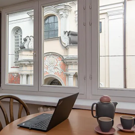 Slow-Down, Relax, Take It Easy In Artsy Oasy Vilnius Exterior photo